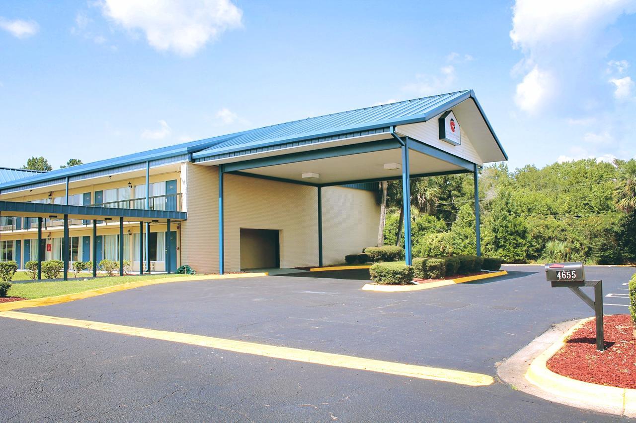Residence Hub Inn And Suites Marianna Kültér fotó